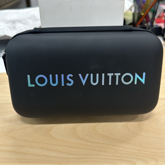 LIMITED EDITION Louis Vuitton Ski Mask - Picture 4 of 9